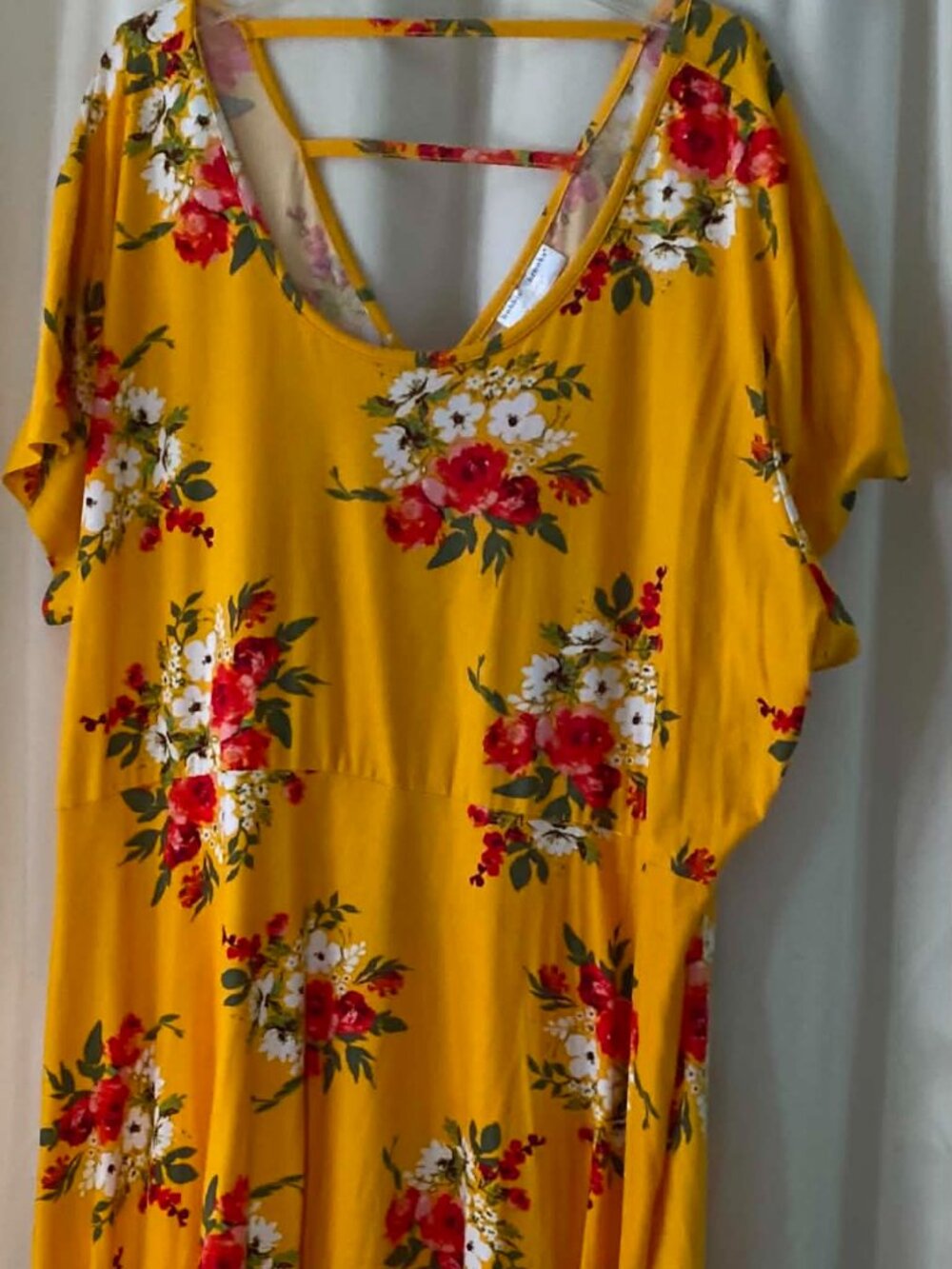 Bobbie Brooks 3X Plus Size Yellow Floral V-Neck Midi Dress with Pockets
